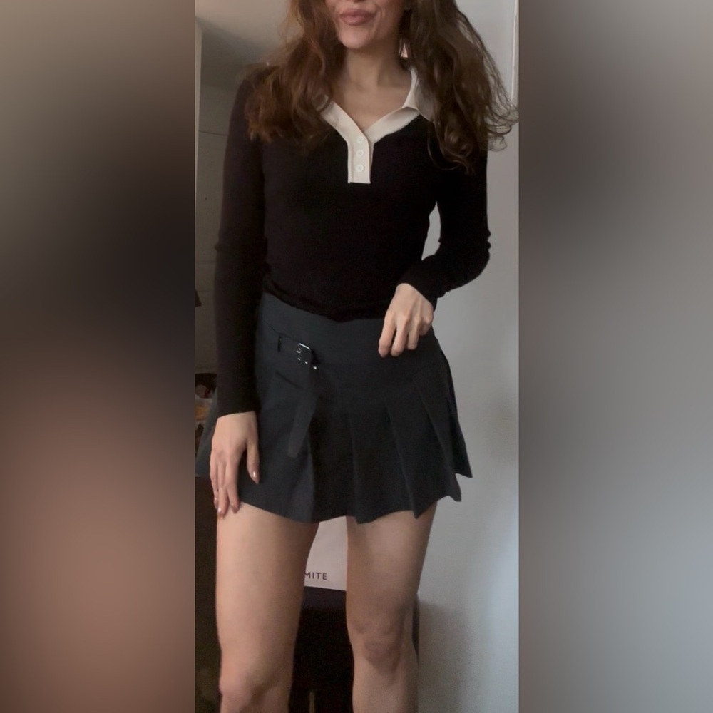 Commense Black and Cream Sweater - Picture 4 of 6